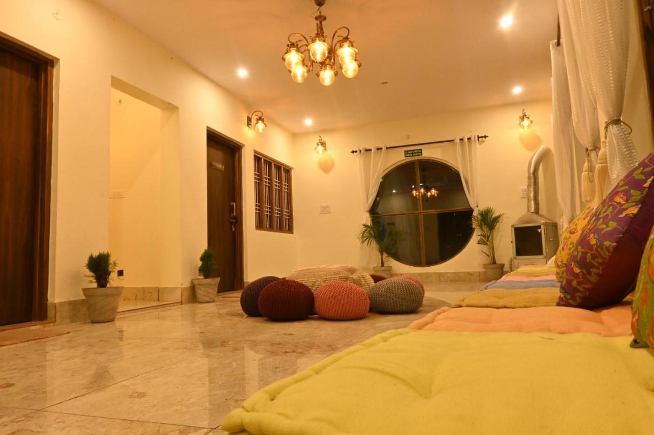 Отель The Bunker House Chopta Экстерьер фото