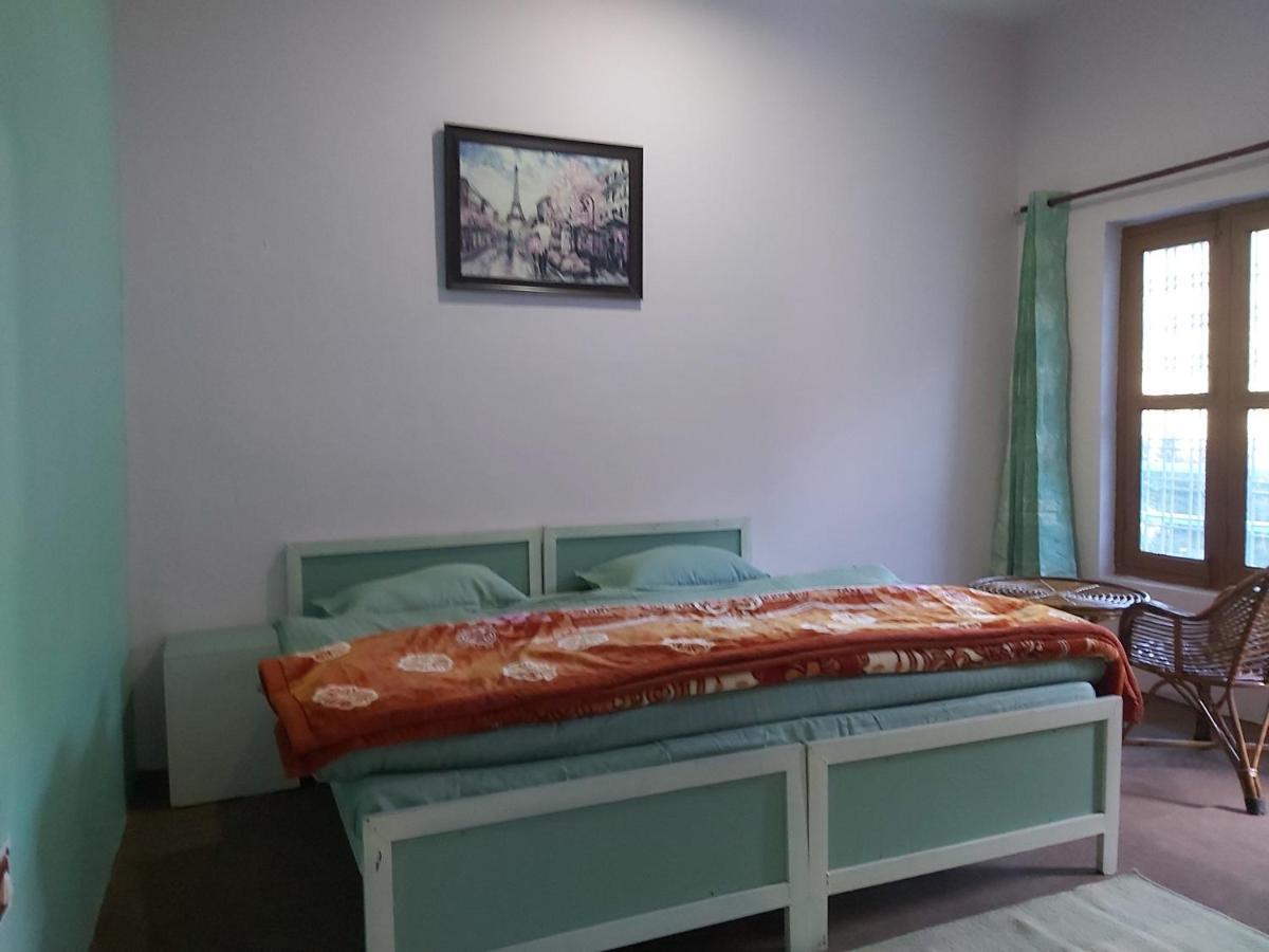 Отель The Bunker House Chopta Экстерьер фото