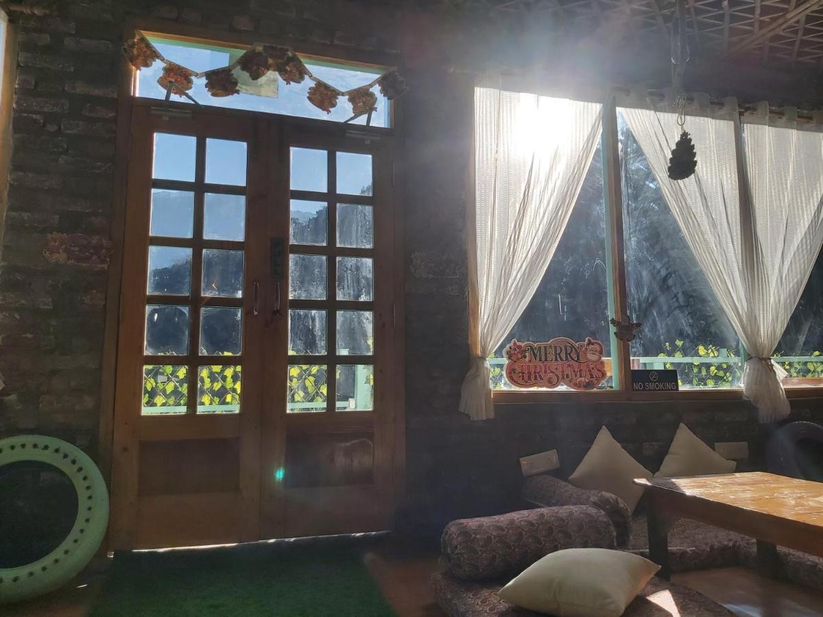Отель The Bunker House Chopta Экстерьер фото